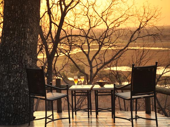 Muchenje Safari Lodge - Deck